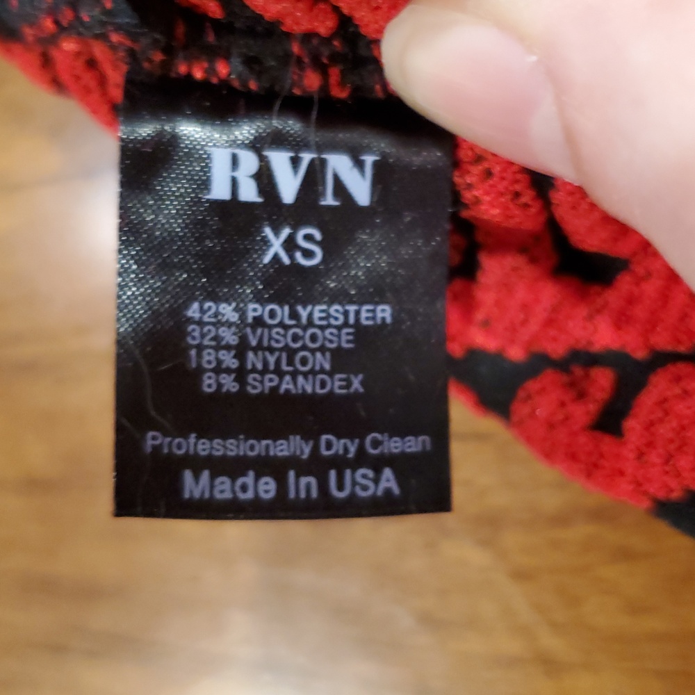 Like New RVN Stretch Knit Body Con Dress - Picture 11 of 12